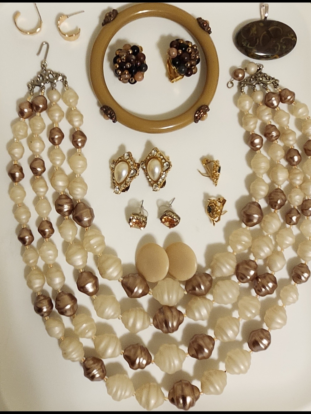 Vintage Brown/Beige Jewelry Lot